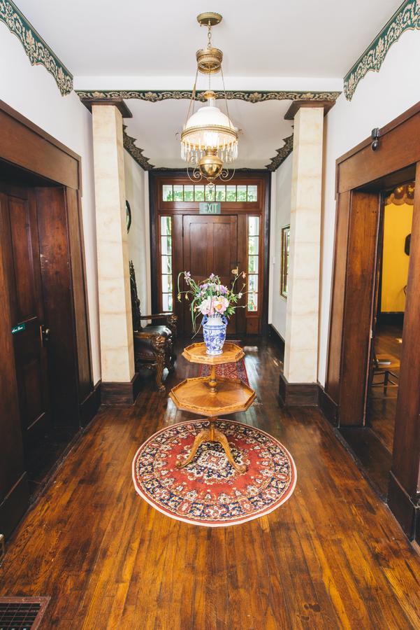 Old Caledonian Bed & Breakfast Exterior foto